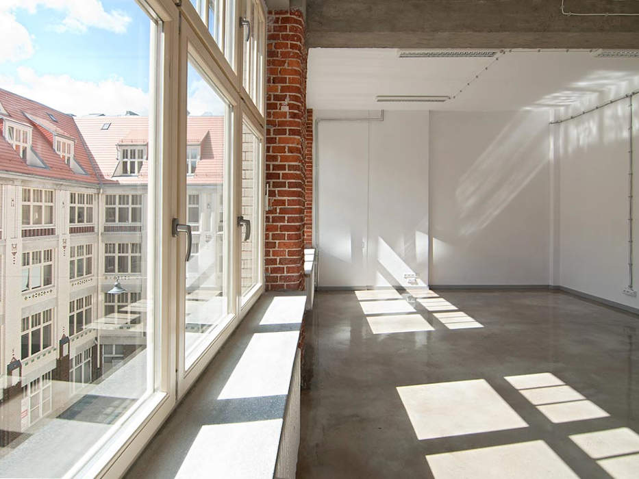 Pokoyhof Business Center 18